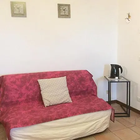 In Sleeps 4 1